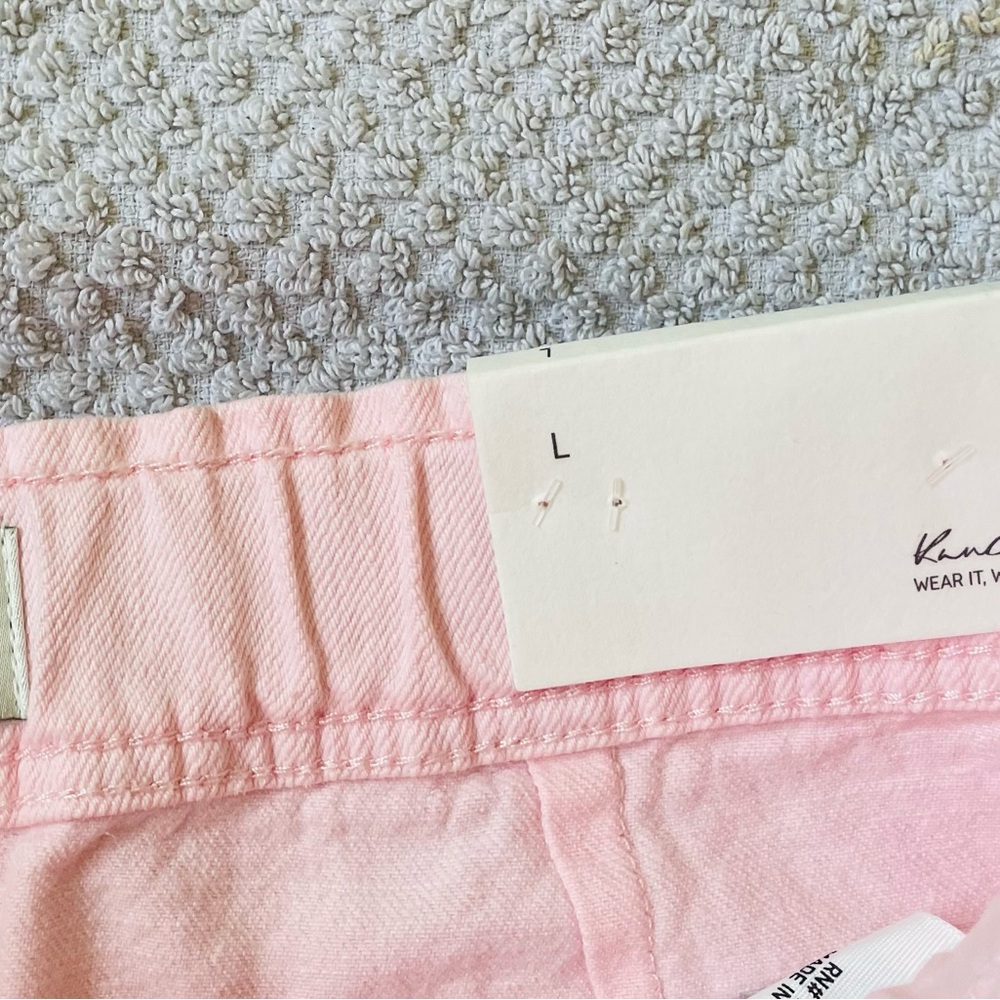 KanCan Pink Ruffle Shorts - Picture 4 of 5